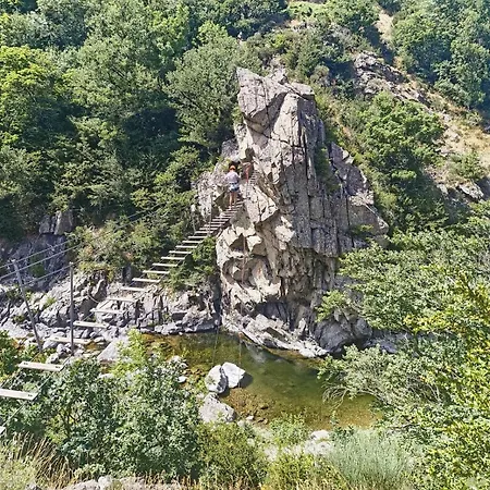 Maison Au Calme Entre Causses And Cevennes 度假居 *
